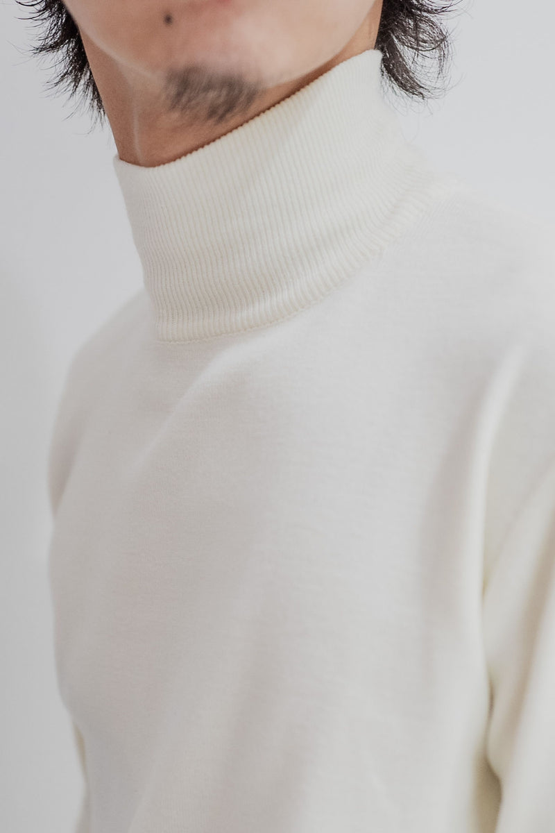 Multi Hue High Neck Knit/White