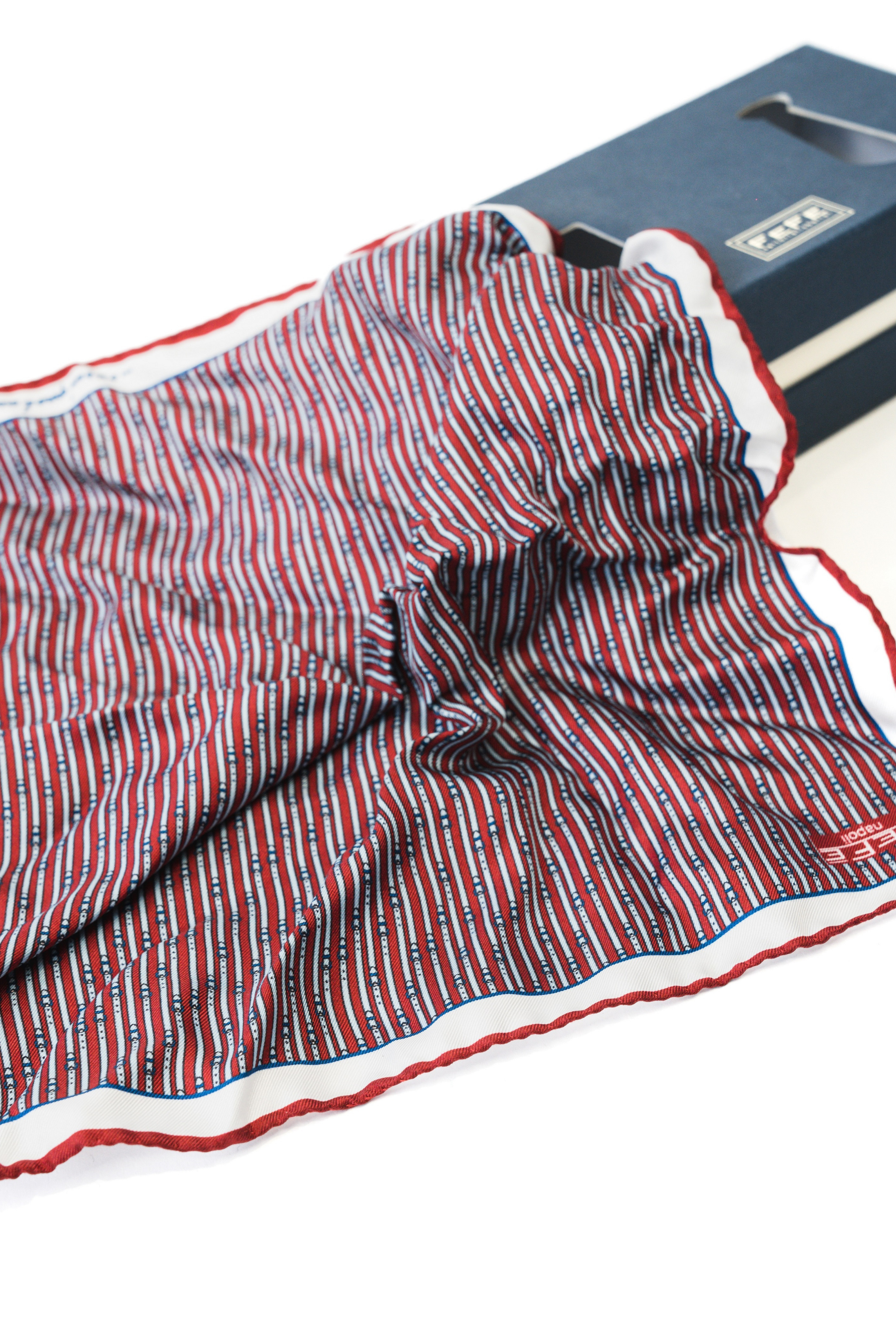 FEFE Original Chief/Red stripe