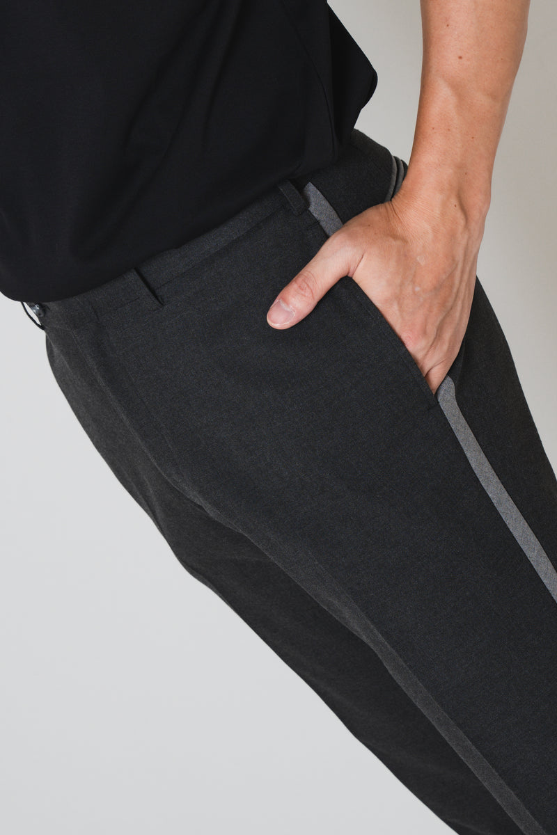 Line Design Pants／グレー