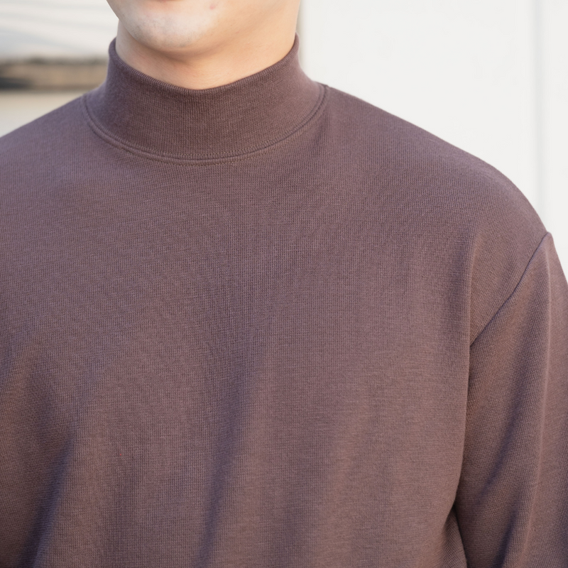 High neck knit/Brown